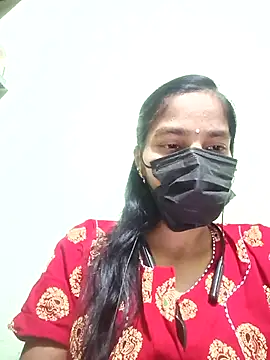 Snapshot of anusiya01 chatting on 13, 2, 2025 anusiya01 online show from 13, 2, 2025