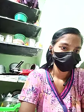 Snapshot of anusiya01 chatting on 2, 3, 2025 anusiya01 online show from 2, 3, 2025