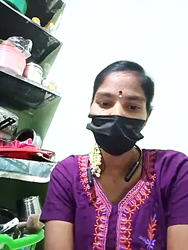 Snapshot of anusiya01 chatting on 3, 3, 2025 anusiya01 online show from 3, 3, 2025