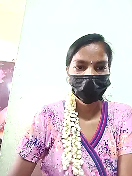 Snapshot of anusiya01 chatting on 6, 3, 2025 anusiya01 online show from 6, 3, 2025