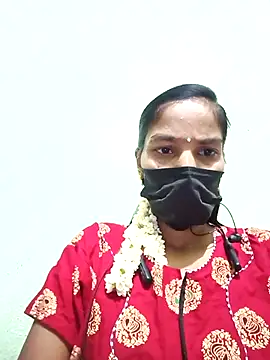 Snapshot of anusiya01 chatting on 9, 3, 2025 anusiya01 online show from 9, 3, 2025