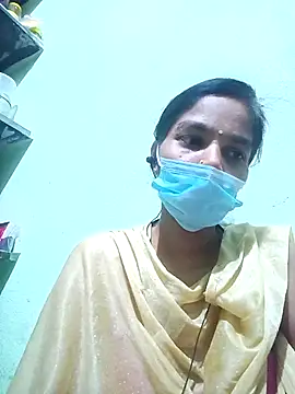 Snapshot of anusiya01 chatting on 12, 10, 2025 anusiya01 online show from 12, 10, 2025