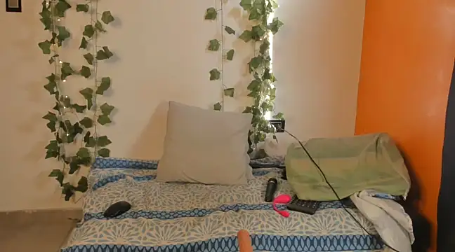 Cataleya19   online show from 11, 3, 2025