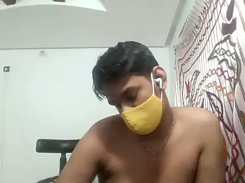 Snapshot of brownguy1234 chatting on 5, 12, 2024 brownguy1234 online show from 5, 12, 2024