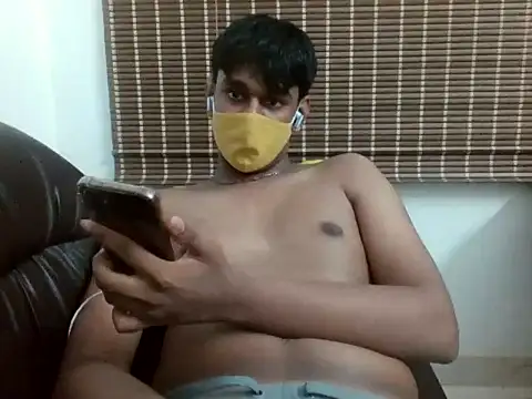 Snapshot of brownguy1234 chatting on 7, 12, 2024 brownguy1234 online show from 7, 12, 2024