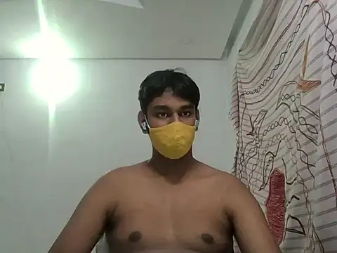 Snapshot of brownguy1234 chatting on 21, 12, 2024 brownguy1234 online show from 21, 12, 2024