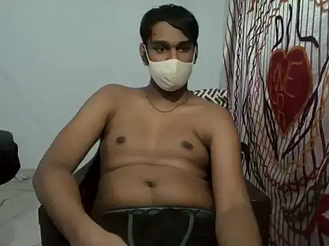 Snapshot of brownguy1234 chatting on 4, 1, 2025 brownguy1234 online show from 4, 1, 2025