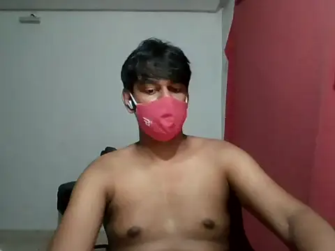 Snapshot of brownguy1234 chatting on 20, 1, 2025 brownguy1234 online show from 20, 1, 2025