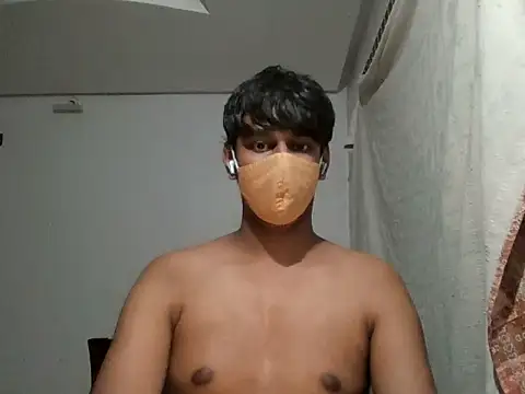 Snapshot of brownguy1234 chatting on 1, 2, 2025 brownguy1234 online show from 1, 2, 2025