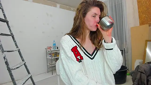 Snapshot of YourSuperModel chatting on 12, 1, 2025 YourSuperModel online show from 12, 1, 2025