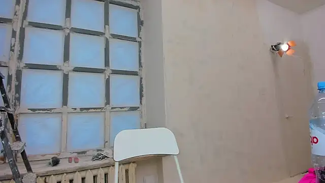 Snapshot of YourSuperModel chatting on 17, 3, 2025 YourSuperModel online show from 17, 3, 2025