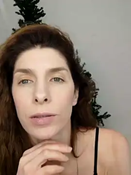 YourSuperModel online show from 3, 12, 2025