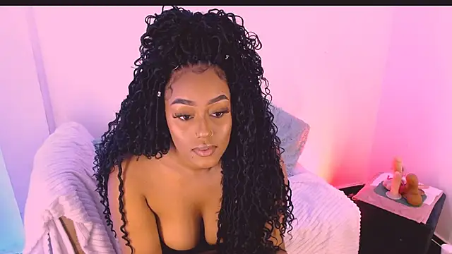 Snapshot of Emily_Williams12 chatting on 30, 9, 2025 Emily Williams12 online show from 30, 9, 2025