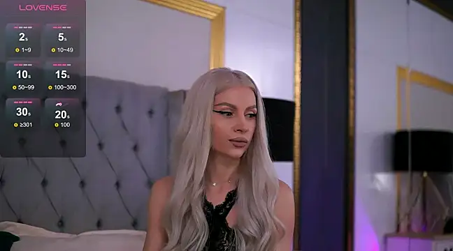 KiaHarper online show from 12, 2, 2025