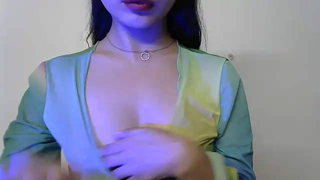 amrita2210 online show from 3, 10, 2025