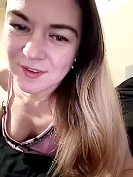 Snapshot of LunikaLunaX chatting on 30, 12, 2024 LunikaLunaX online show from 30, 12, 2024