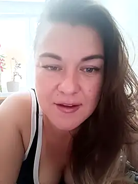 Snapshot of LunikaLunaX chatting on 9, 9, 2025 LunikaLunaX online show from 9, 9, 2025