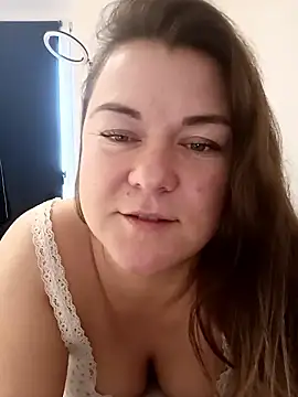 Snapshot of LunikaLunaX chatting on 19, 1, 2026 LunikaLunaX online show from 19, 1, 2026