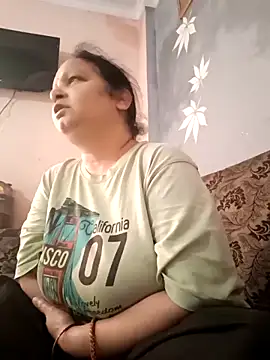 Kavya kapoor online show from 16, 3, 2025