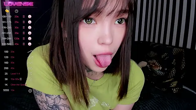 Snapshot of Dark_Ester chatting on 2, 3, 2025 Dark Ester online show from 2, 3, 2025