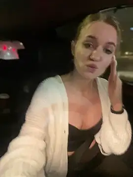 Devill Angel  online show from 20, 12, 2024