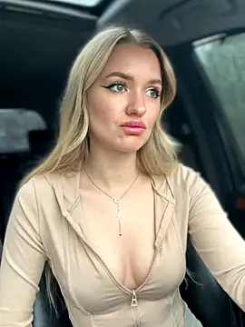 Devill Angel  online show from 5, 11, 2025