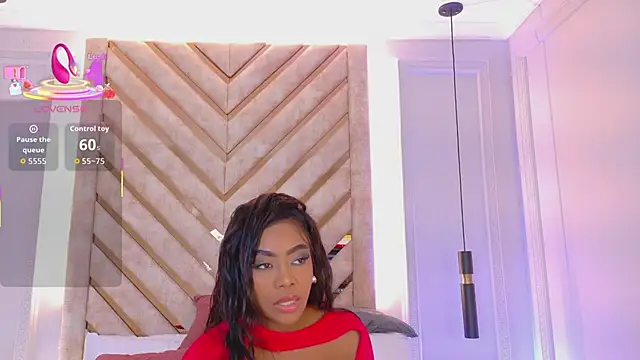 Lola King online show from 10, 9, 2025