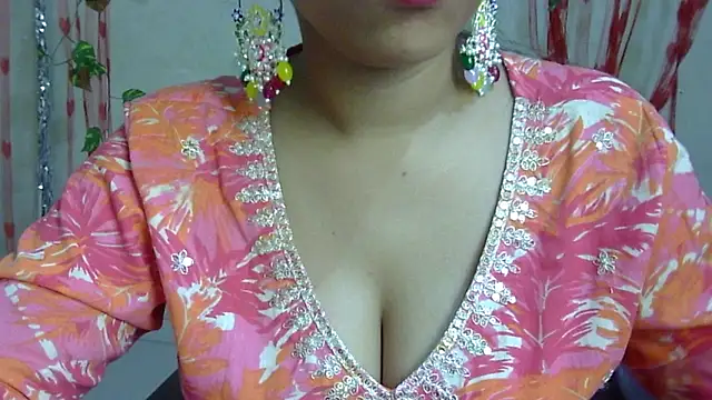 Snapshot of Preeti-Sexy chatting on 24, 10, 2025 Preeti-Sexy online show from 24, 10, 2025