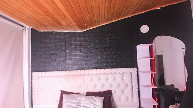 Ghosty Doll online show from 20, 3, 2025