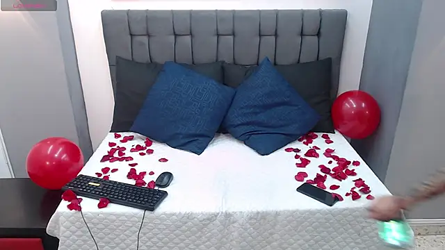 Venus medussa online show from 14, 2, 2025