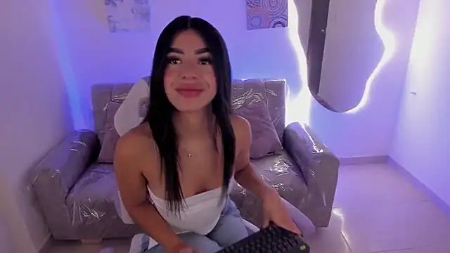 Charlotte cowell sub1  online show from 9, 9, 2025