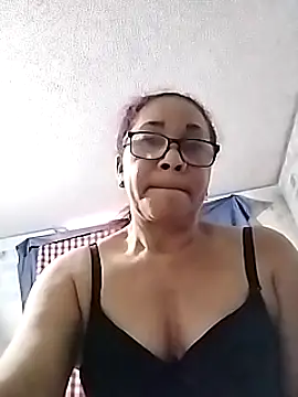 Snapshot of CafeCaliente69 chatting on 11, 1, 2025 CafeCaliente69 online show from 11, 1, 2025