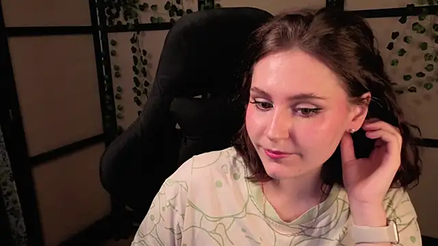 Diana Flower online show from 8, 4, 2026