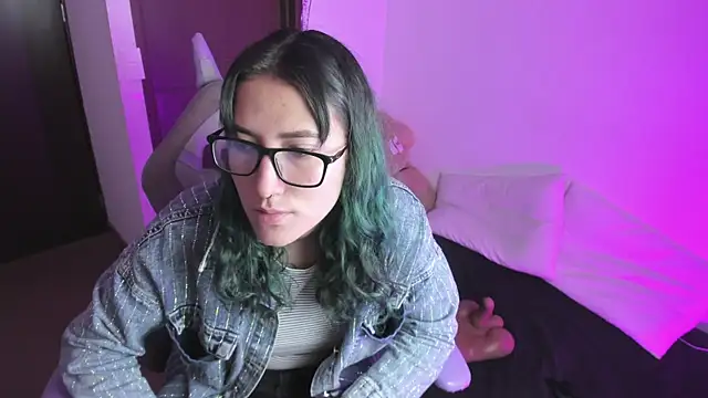 hitomi arata online show from 6, 2, 2025