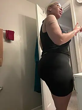 SexyHoneyRedd online show from 22, 6, 2026