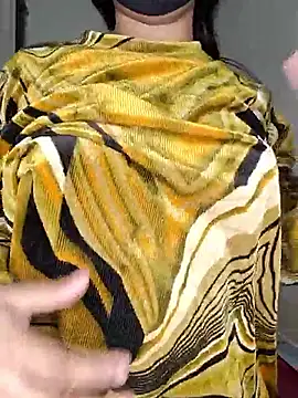 Snapshot of riya190 chatting on 10, 2, 2026 riya190 online show from 10, 2, 2026