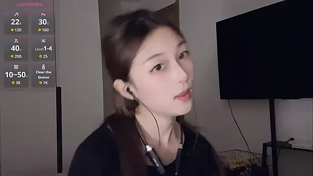 Sweet-Angel999 online show from 18, 9, 2025