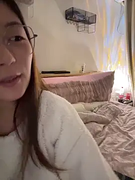 Sweet-Angel999 online show from 19, 12, 2025