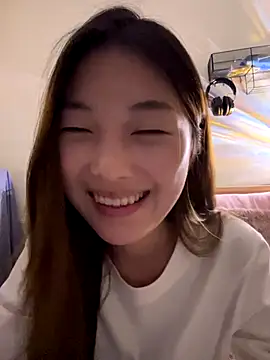 Sweet-Angel999 online show from 6, 1, 2026