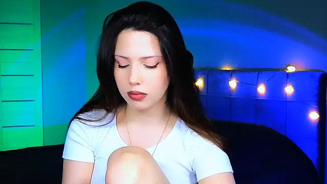 Stacy Gonzales  online show from 4, 3, 2025