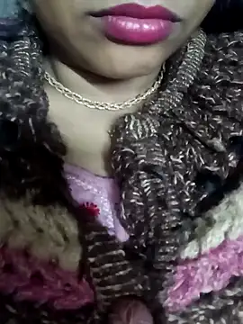 Wifesuman40 online show from 12, 12, 2024