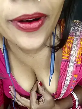 Wifesuman40 online show from 4, 1, 2025