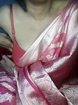 Wifesuman40 online show from 10, 1, 2025