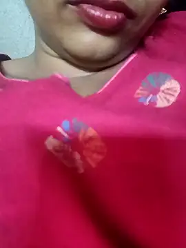 Wifesuman40 online show from 8, 3, 2025