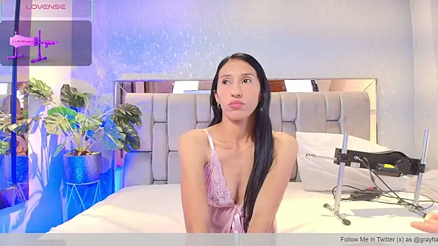 Snapshot of RoseTaylor__ chatting on 1, 2, 2026 RoseTaylor online show from 1, 2, 2026