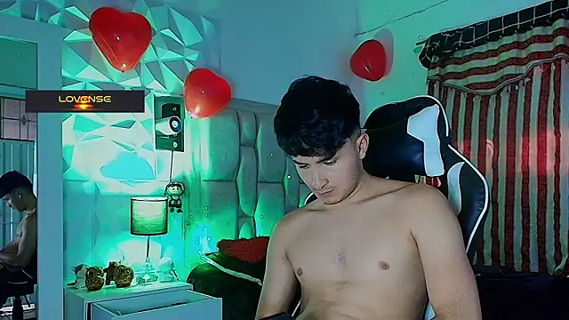 santyago taylor online show from 27, 2, 2025