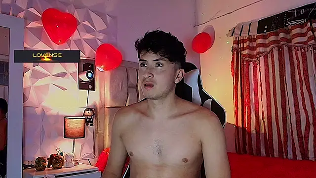 santyago taylor online show from 4, 3, 2025