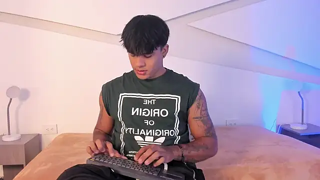 LuciferM Star online show from 6, 2, 2026