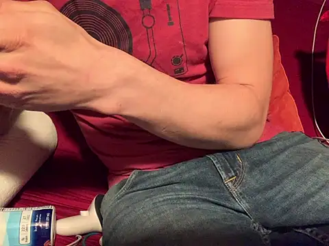 skatebored online show from 6, 3, 2025