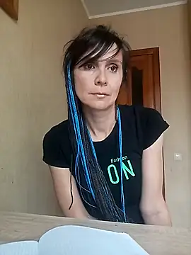 Francenia lolis online show from 19, 9, 2025